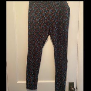 Lularoe Tall & Curvy Floral Leggings